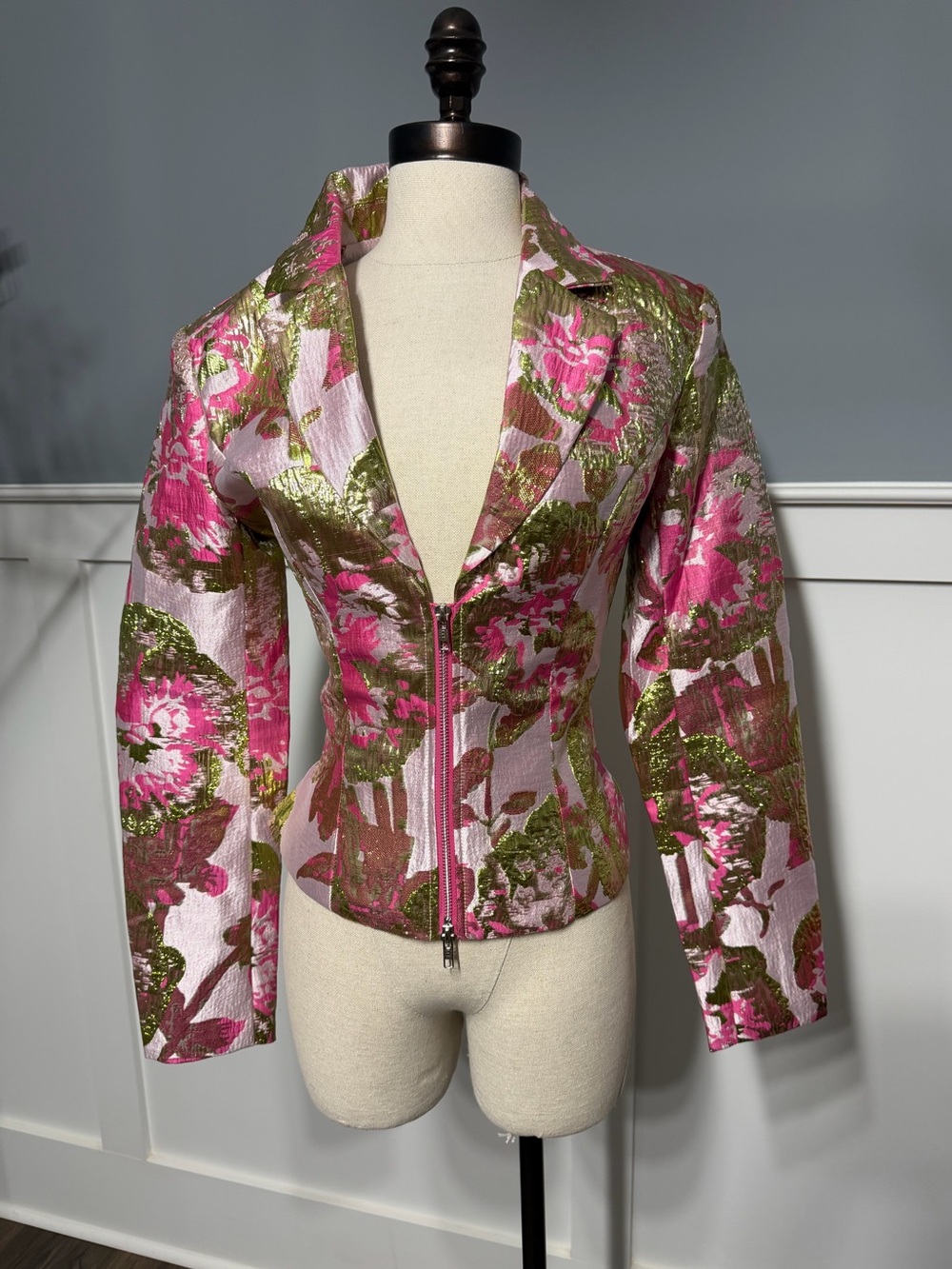 Pink Floral Metallic Brocade Zip Jacket (LOVELY FLORAL BROCADE BLOUSE)